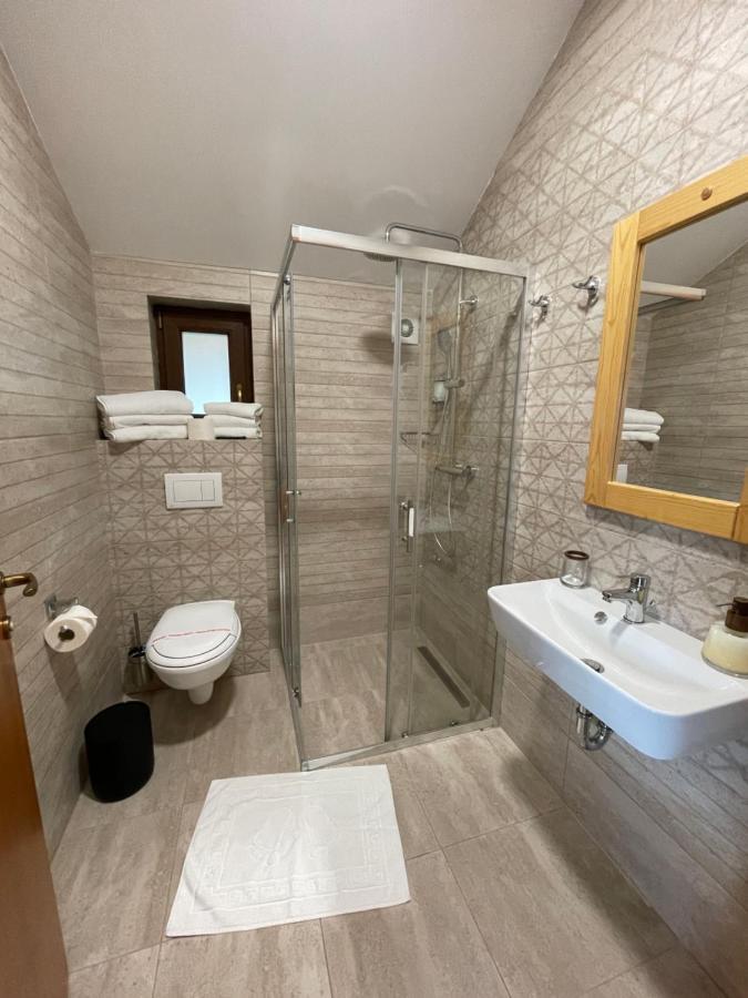 Villa Montana Борсек Екстериор снимка