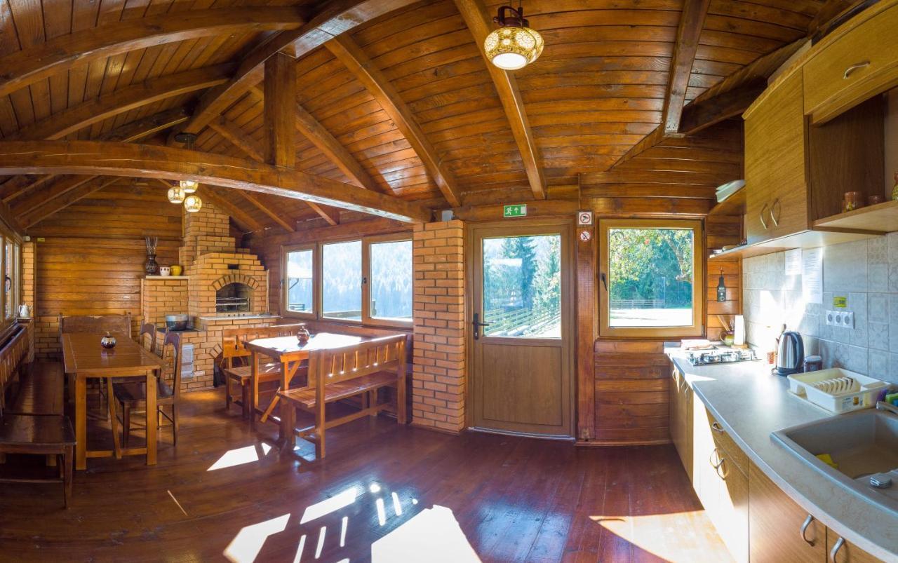 Villa Montana Борсек Екстериор снимка